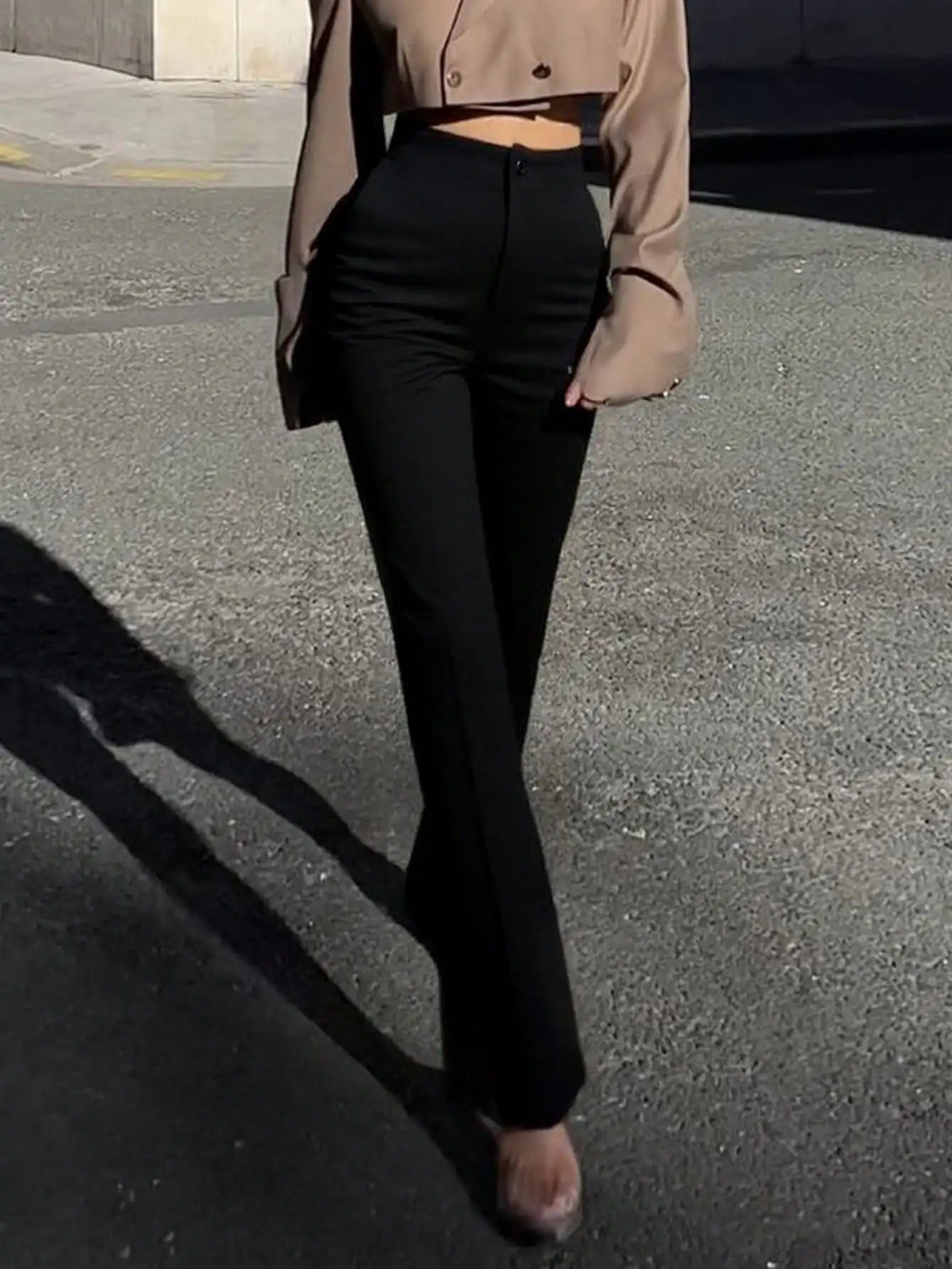 Calça feminina preta casual