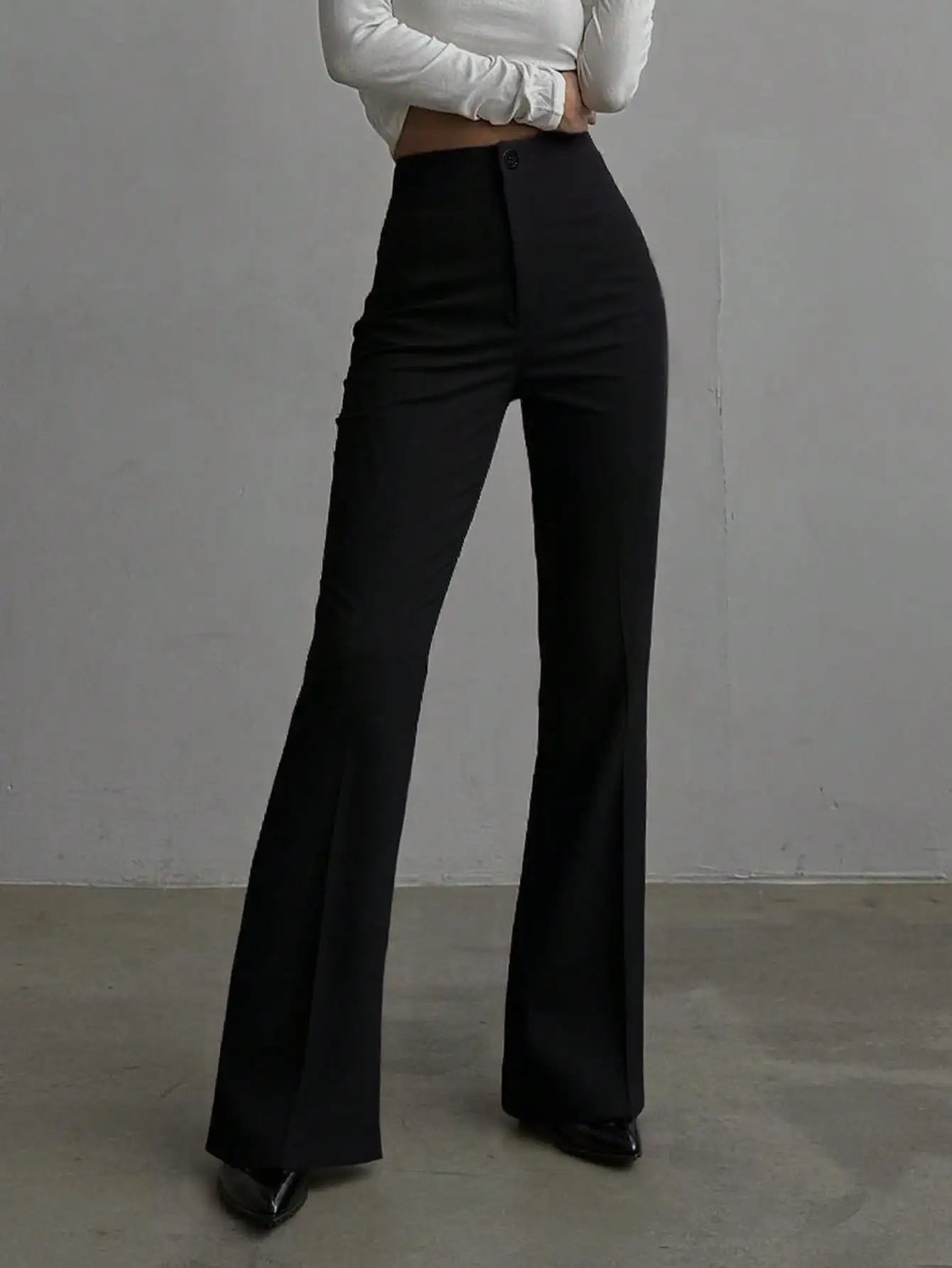 Calça feminina preta casual